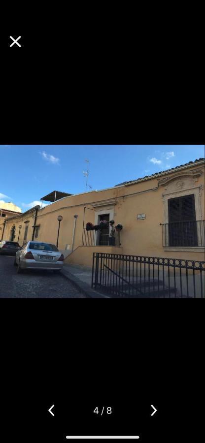 La Finestra Su Noto Hotel Kültér fotó