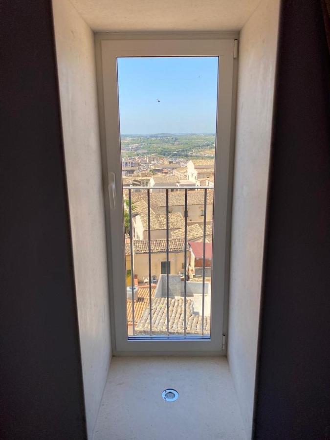 La Finestra Su Noto Hotel Kültér fotó